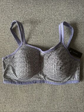 Natori Yogi Black & Lavender Wireless Printed Bra